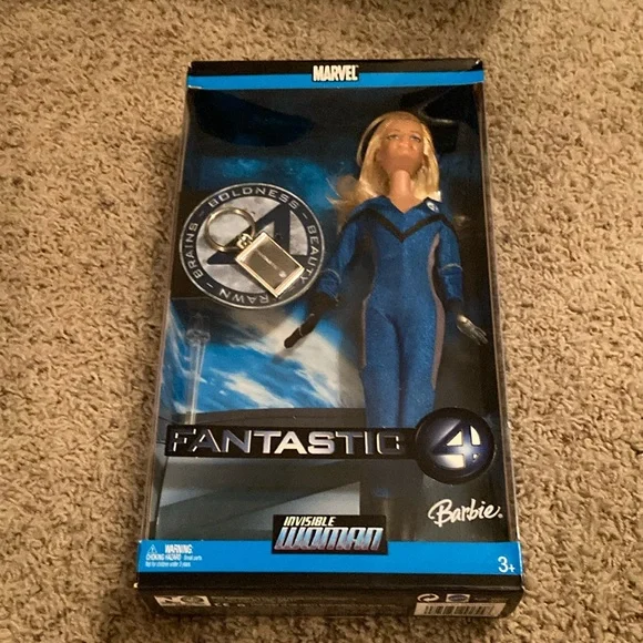 新品 INVISIBLE WOMAN BARBIE DOLL Fantastic Four Invisible Woman Marvel Barbie Doll 2005